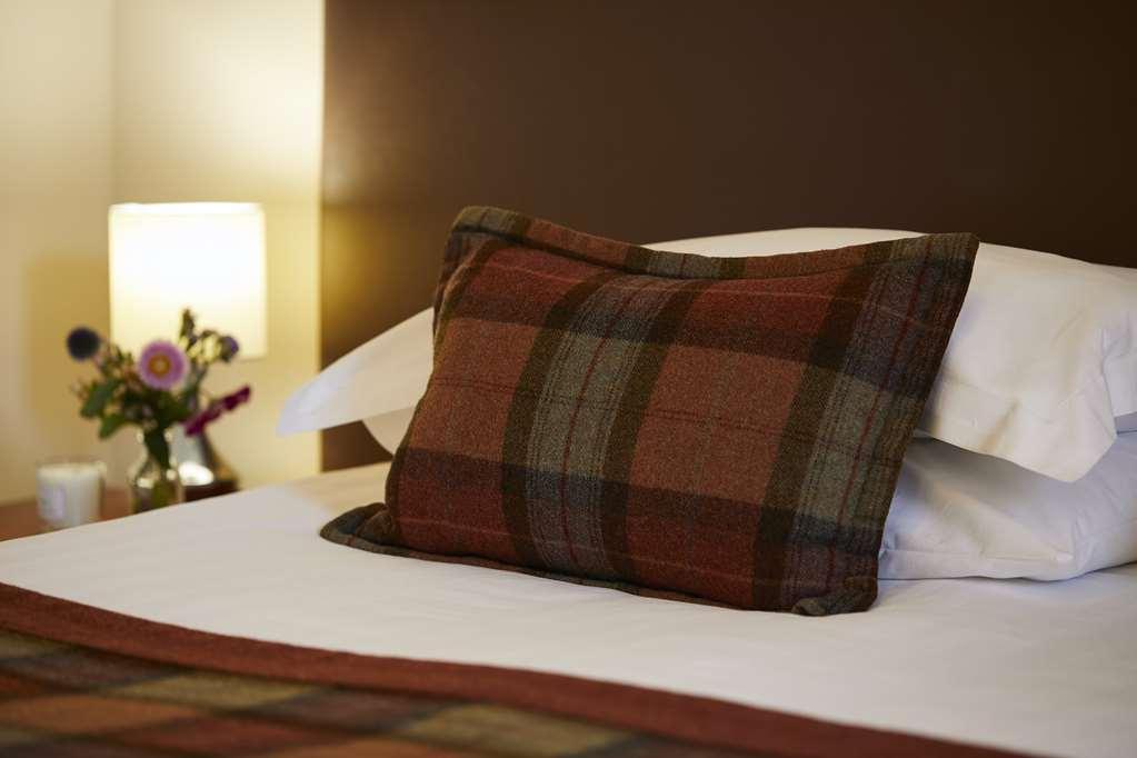 Macdonald Hill Valley Hotel, Spa & Golf Resort Whitchurch  Zimmer foto