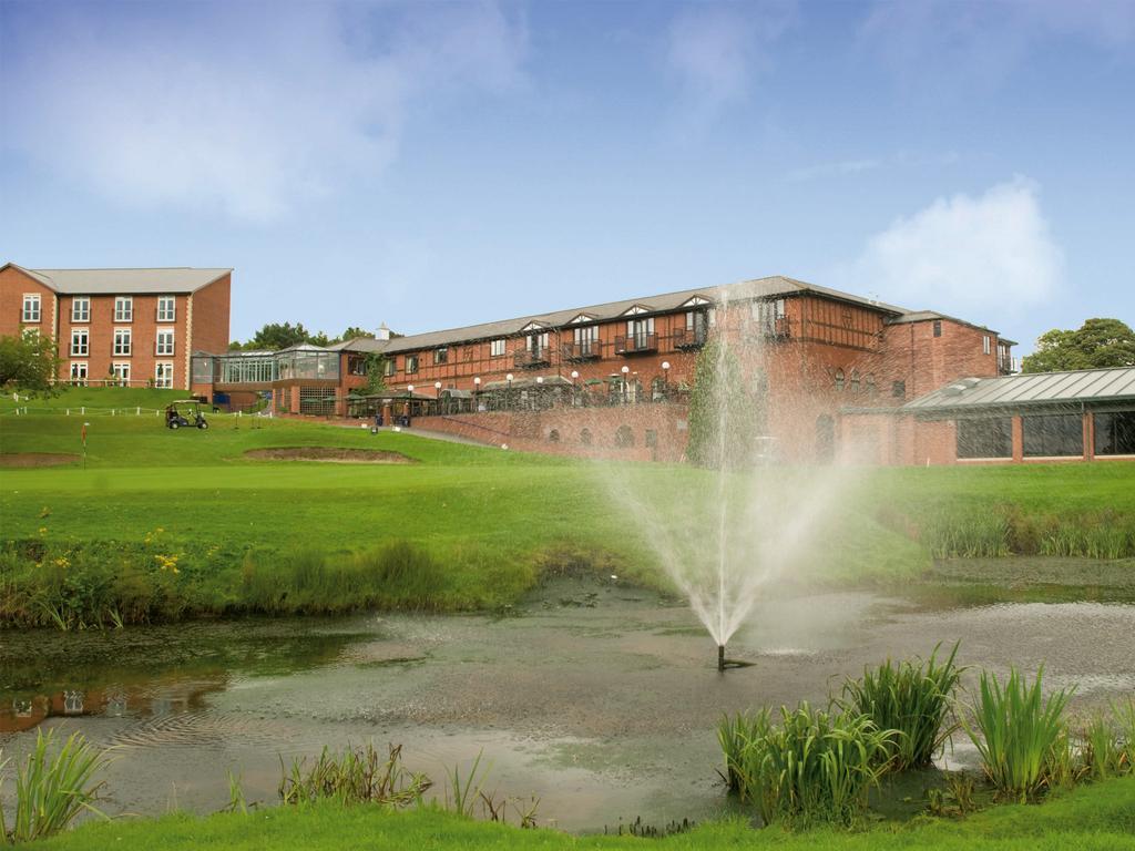 Macdonald Hill Valley Hotel Golf & Spa Whitchurch  Exterior foto