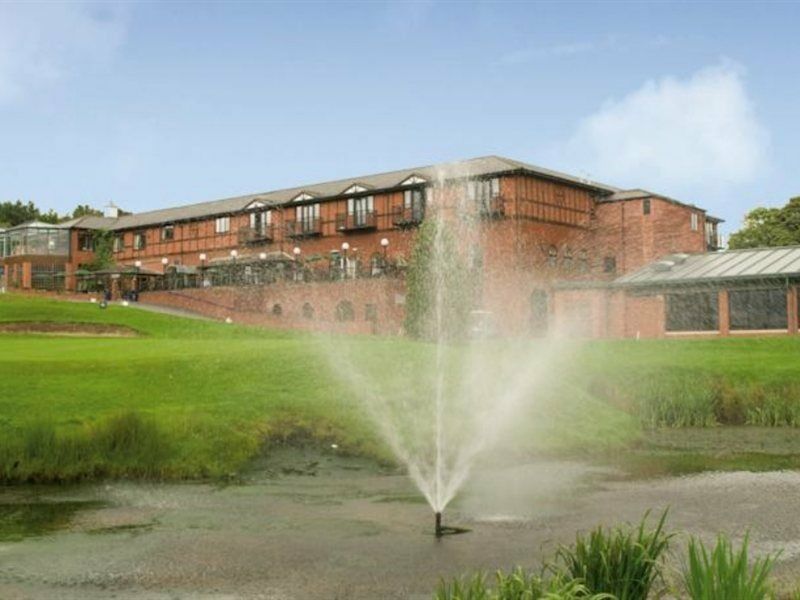 Macdonald Hill Valley Hotel Golf & Spa Whitchurch  Exterior foto